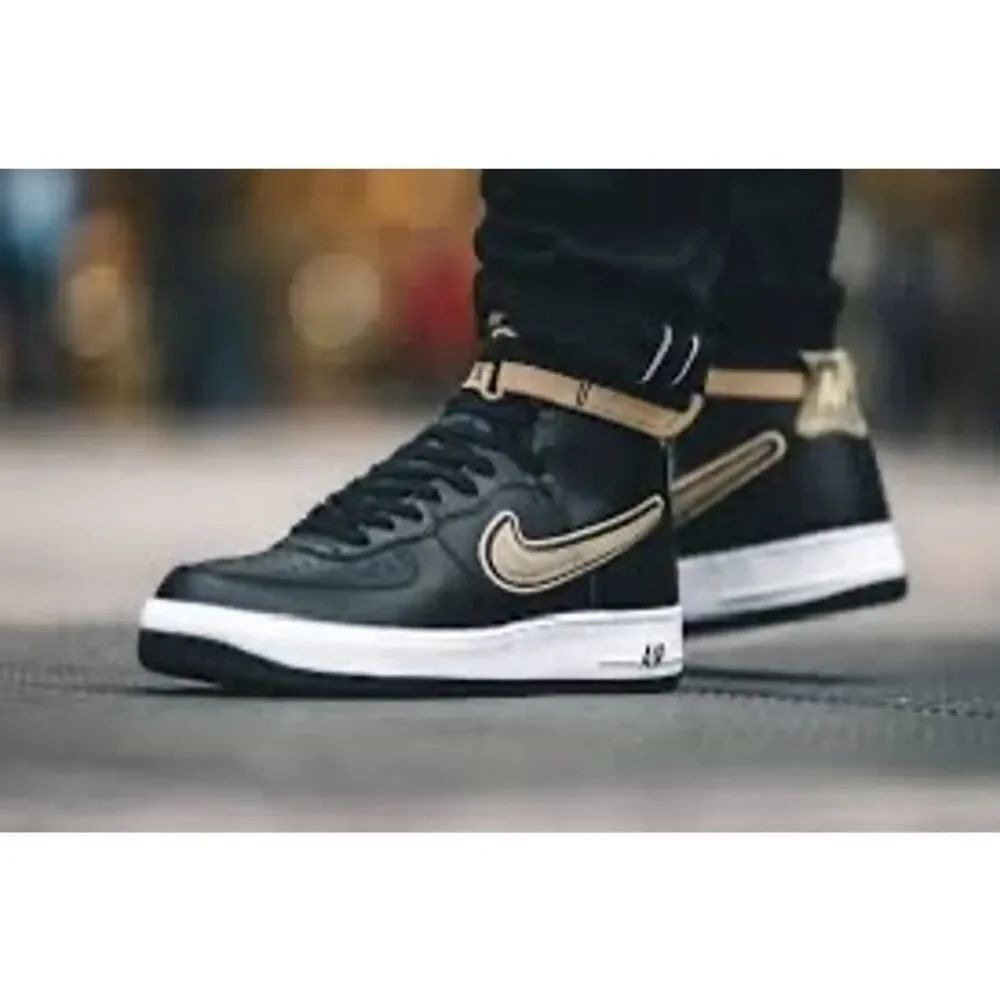 Nike NBA x Air Force 1 '07 LV8 Sport sneakers, US men’s size 10